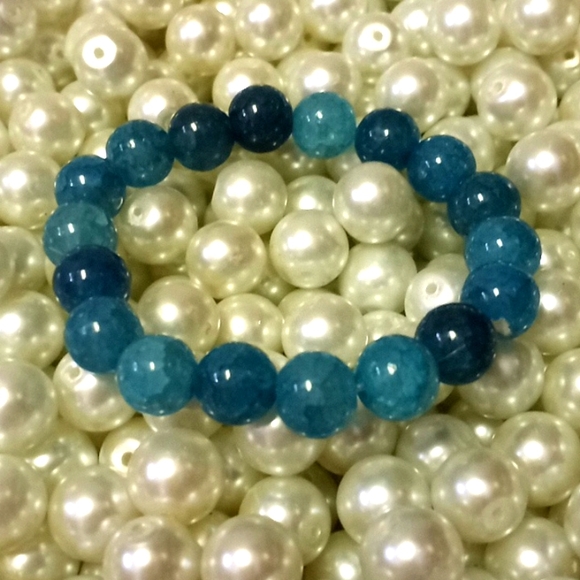 Blue Aventurine Crackled Agate 10 MM Bead Stretch Bracelet - Picture 3 of 8